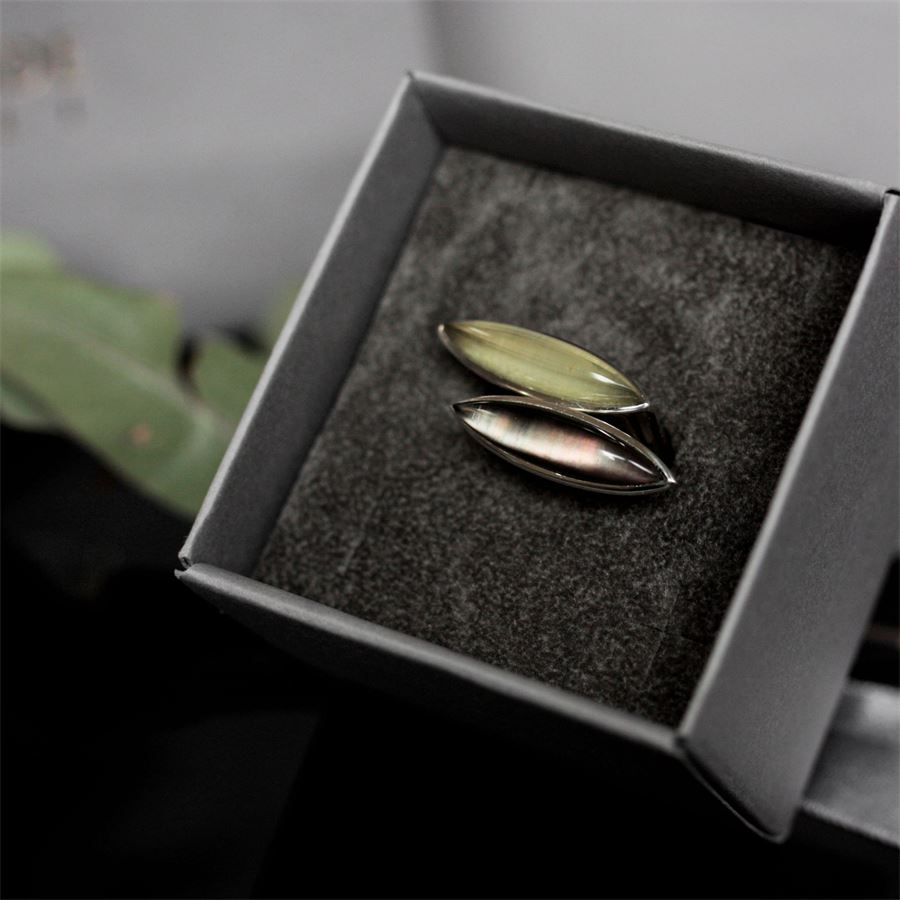 Anello Navetta con madreperla grigia AURUM | AN1 NAV ARGMOP GRIGIA